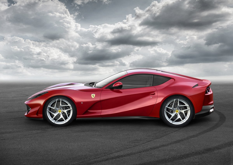 Illustration for article titled El nuevo Ferrari 812 Superfast tiene 790 caballos y es el más potente en la historia